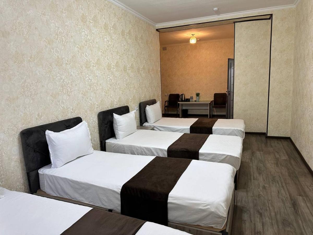 Yantai Hotel Tashkent Exterior photo